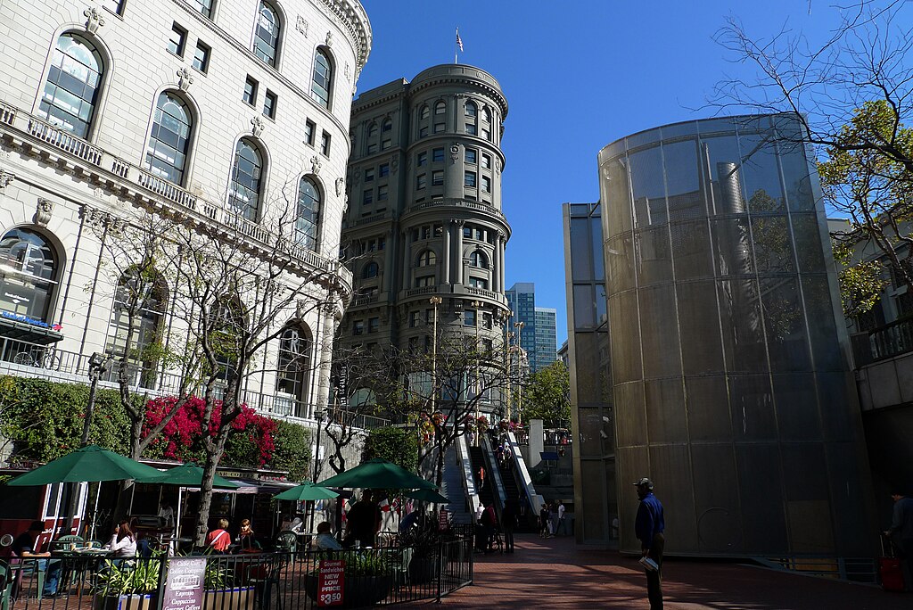 Photograph of Flood Building in downtown San Francisco